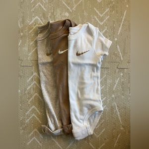 Nike onsies-SOLD